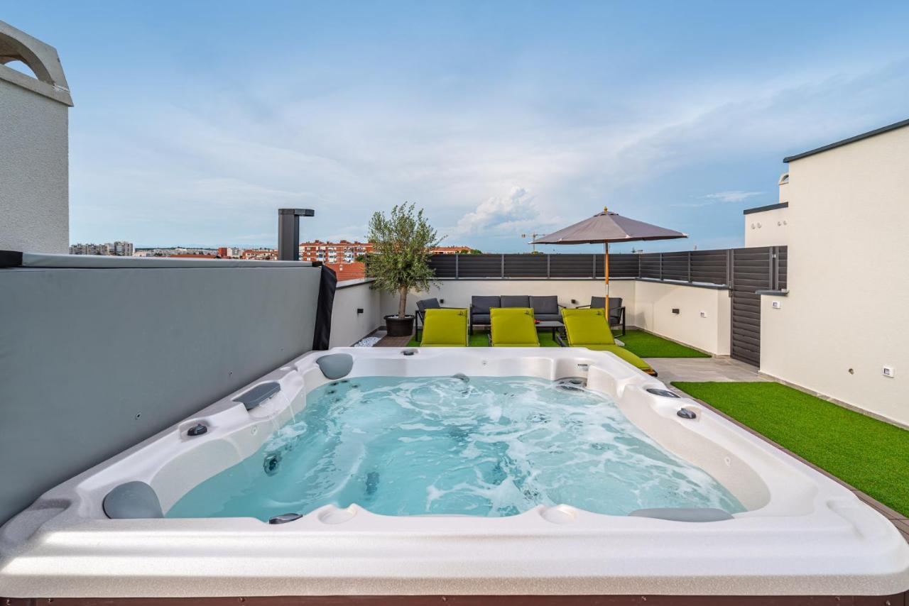 זאדאר Panorama Deluxe Apartment מראה חיצוני תמונה