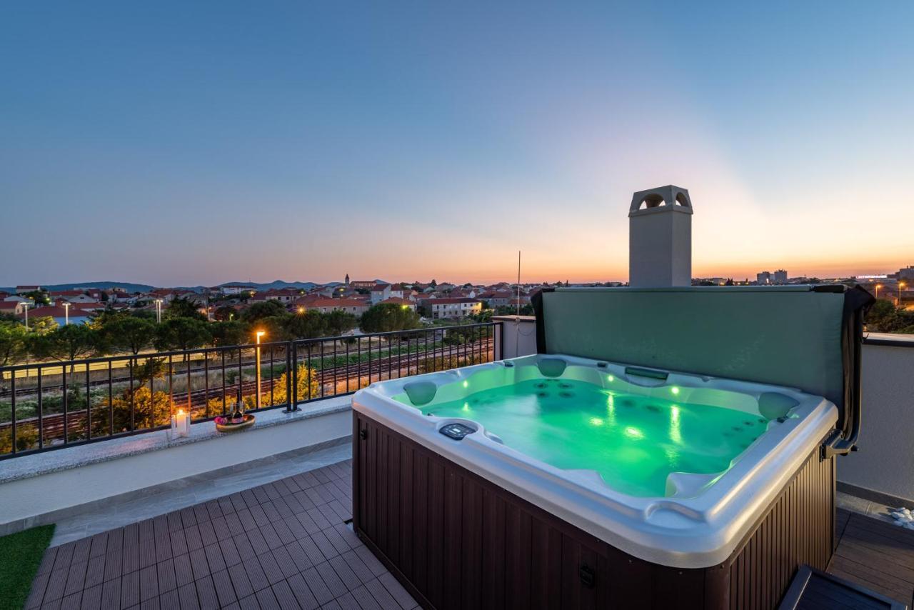 זאדאר Panorama Deluxe Apartment מראה חיצוני תמונה