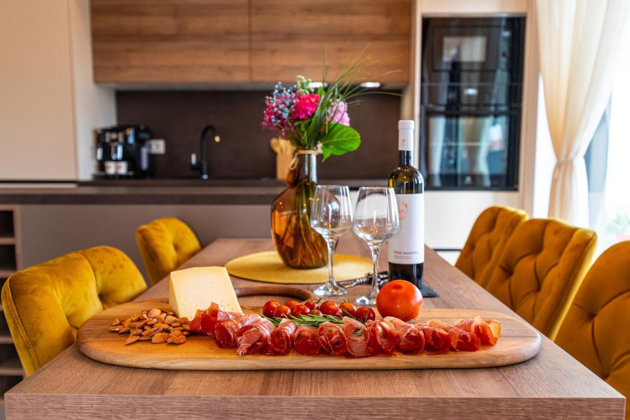 זאדאר Panorama Deluxe Apartment מראה חיצוני תמונה