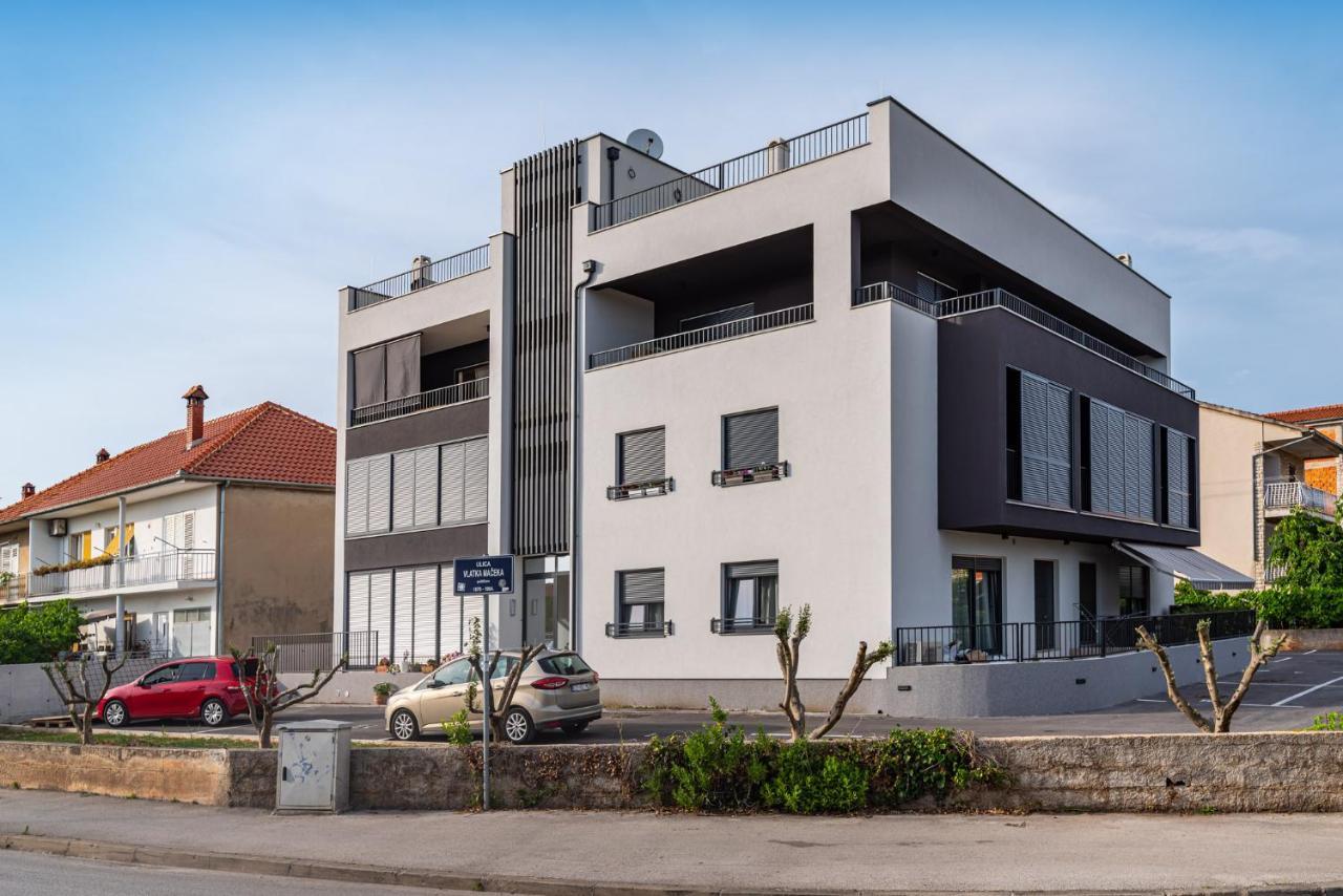 זאדאר Panorama Deluxe Apartment מראה חיצוני תמונה