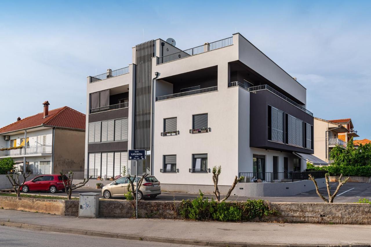 זאדאר Panorama Deluxe Apartment מראה חיצוני תמונה