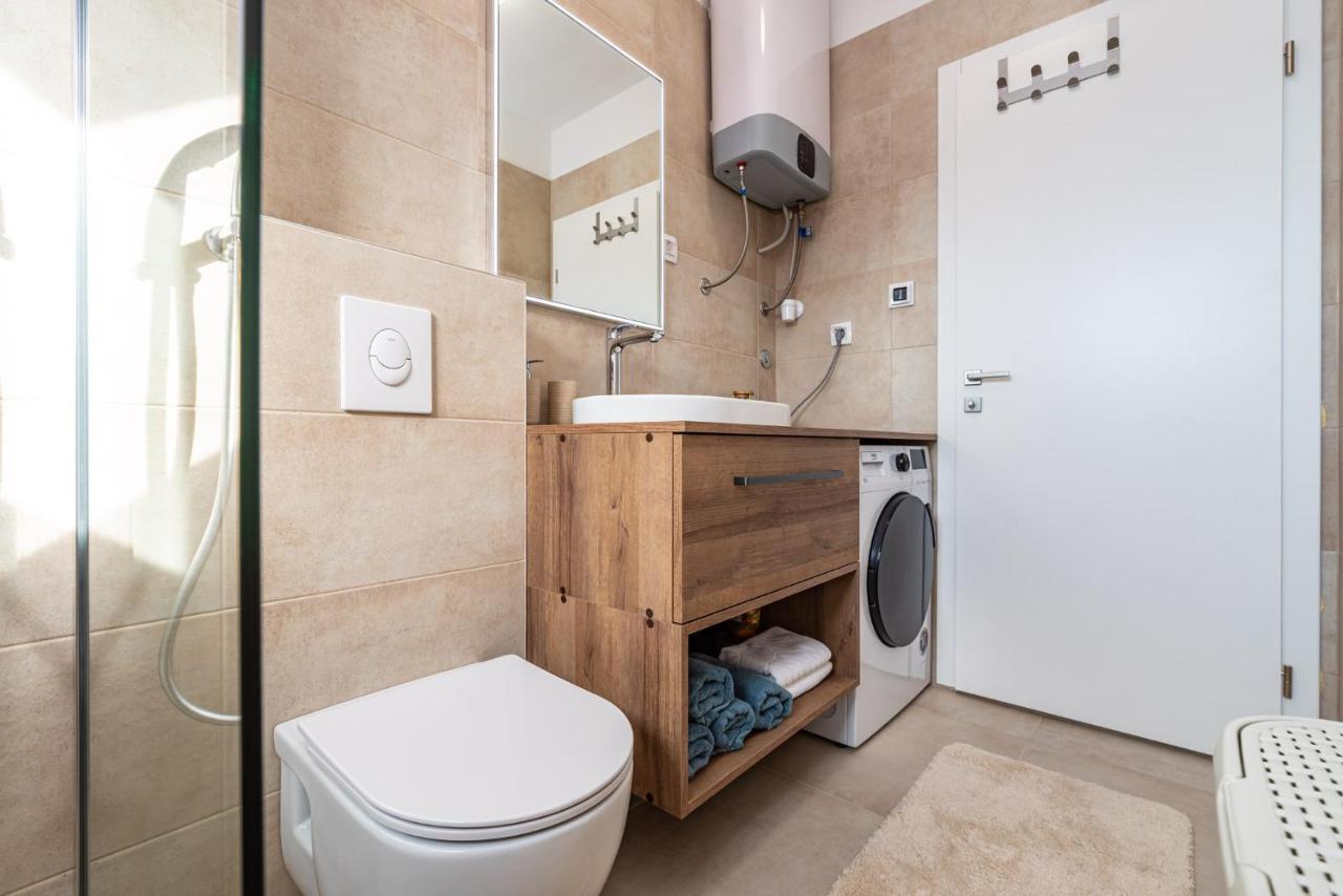 זאדאר Panorama Deluxe Apartment מראה חיצוני תמונה