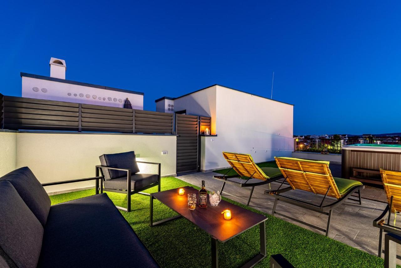 זאדאר Panorama Deluxe Apartment מראה חיצוני תמונה